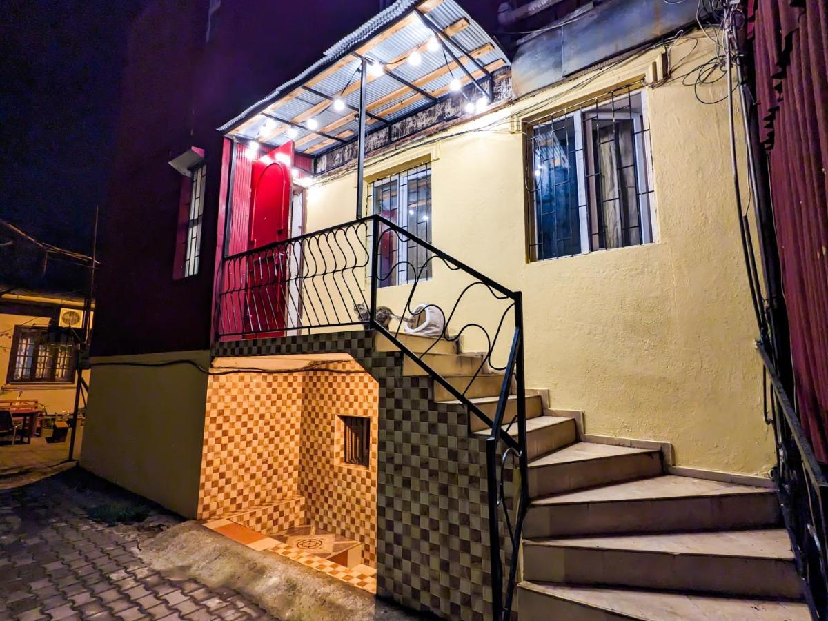Harmony Boutique Hostel บาทูมิ ภายนอก รูปภาพ